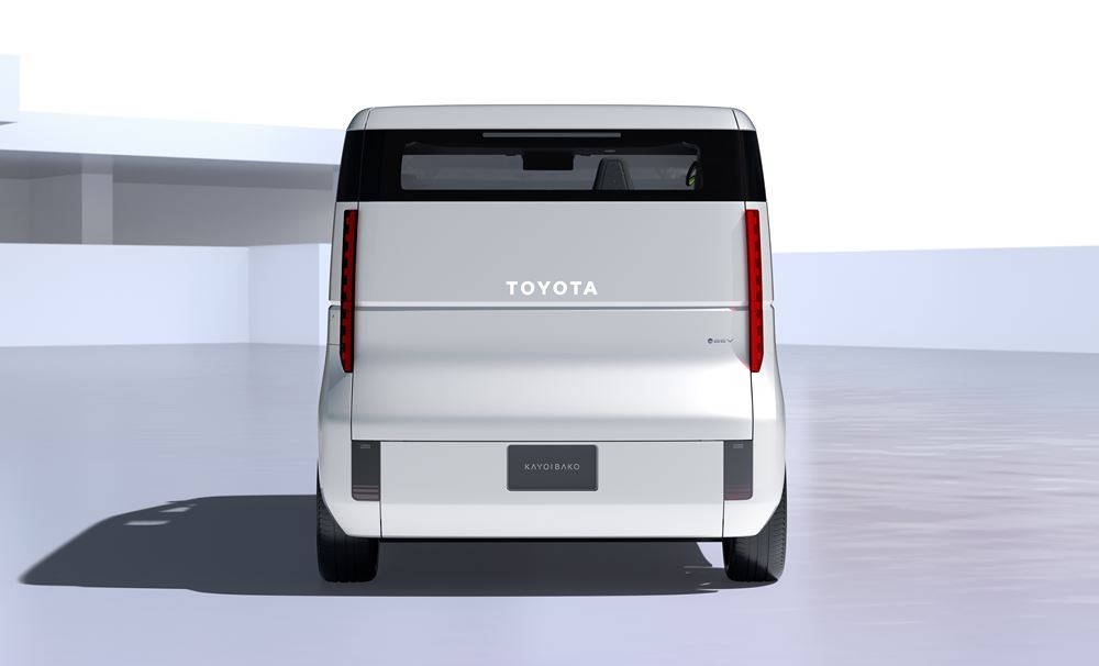 Le concept-car électrique à batterie Toyota Kayoibako propose une mobilité ultra-extensible