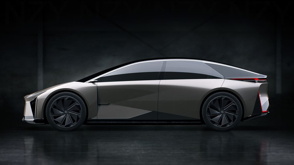Le concept-car Lexus LF-ZC annonce une berline électrique à batterie de série à horizon 2026