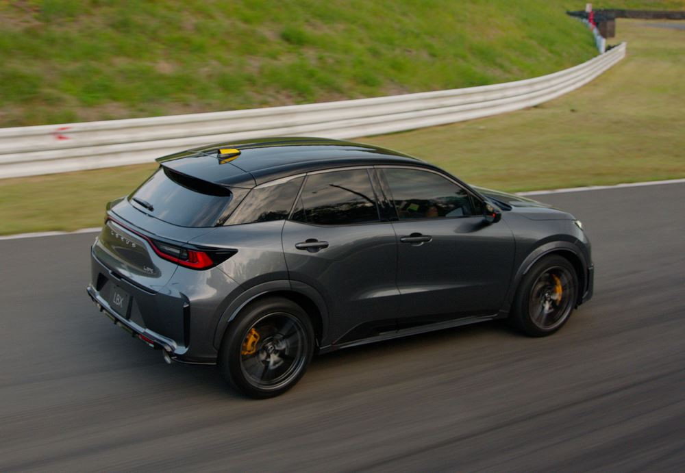 Le Lexus LBX Morizo RR Concept réinterprète le SUV compact en un modèle hautes performances