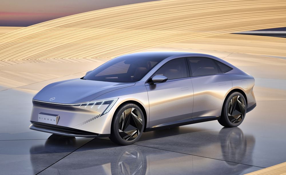 La Nissan Evo Concept est une berline familiale hybride rechargeable