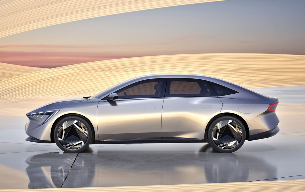 La Nissan Evo Concept est une berline familiale hybride rechargeable