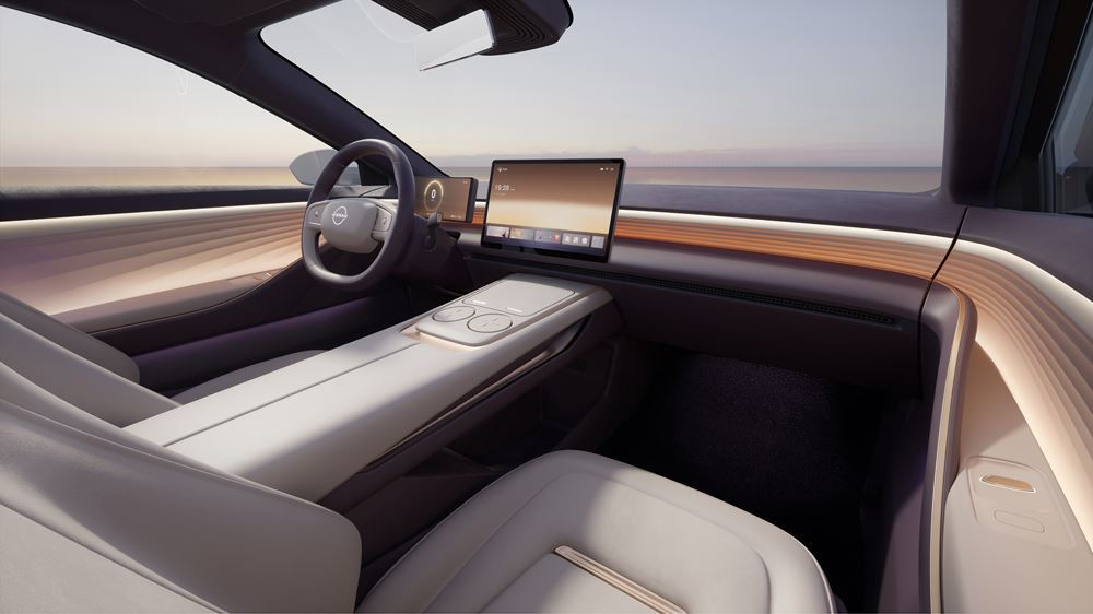 La Nissan Evo Concept est une berline familiale hybride rechargeable