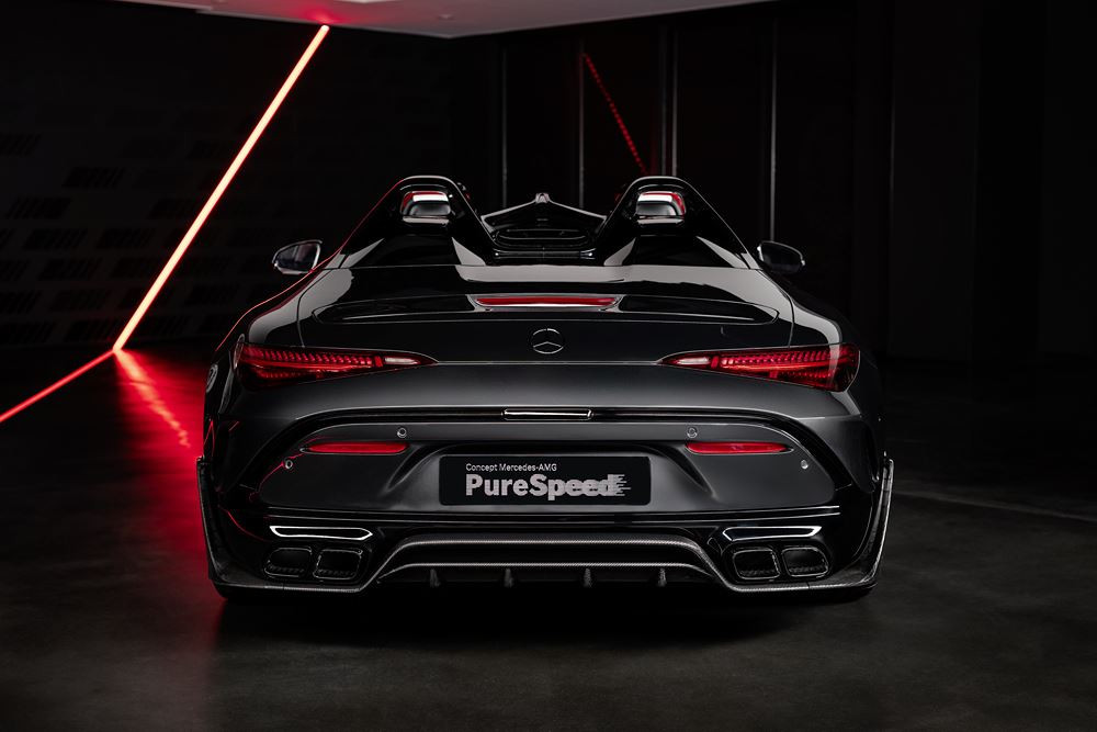 Le concept-car Mercedes-AMG PureSpeed donne un aperçu du premier modèle de la série Mythos