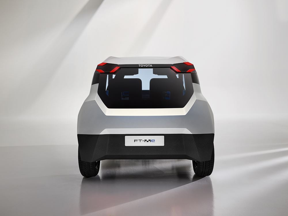 Le concept de micromobilité électrique Toyota FT-Me vise la circulation urbaine