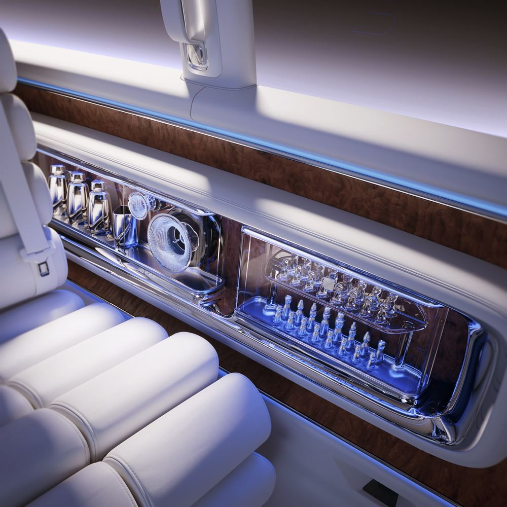 Le showcar Mercedes-Benz Vision V donne un aperçu d'un grand monospace ultra haut de gamme