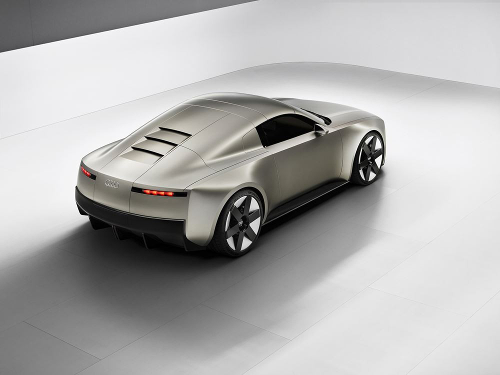 Audi Concept C : un concept de roadster biplace électrique à toit rigide rétractable