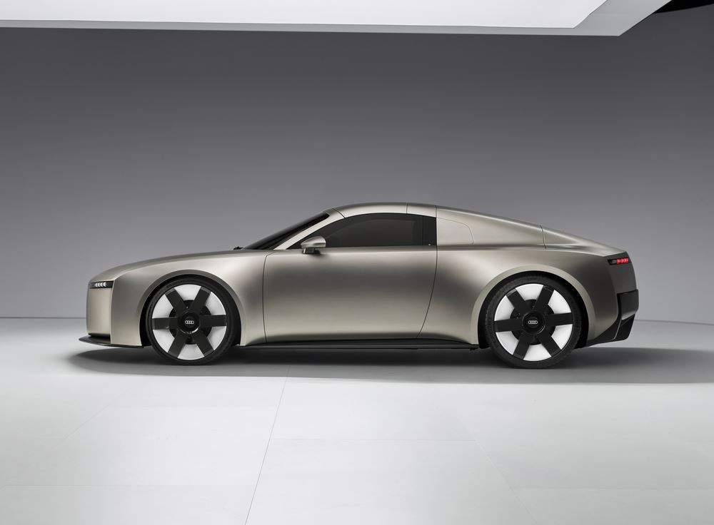 Audi Concept C : un concept de roadster biplace électrique à toit rigide rétractable