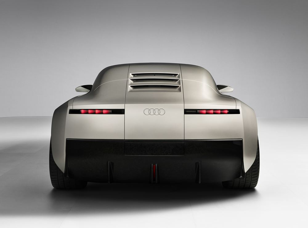 Audi Concept C : un concept de roadster biplace électrique à toit rigide rétractable