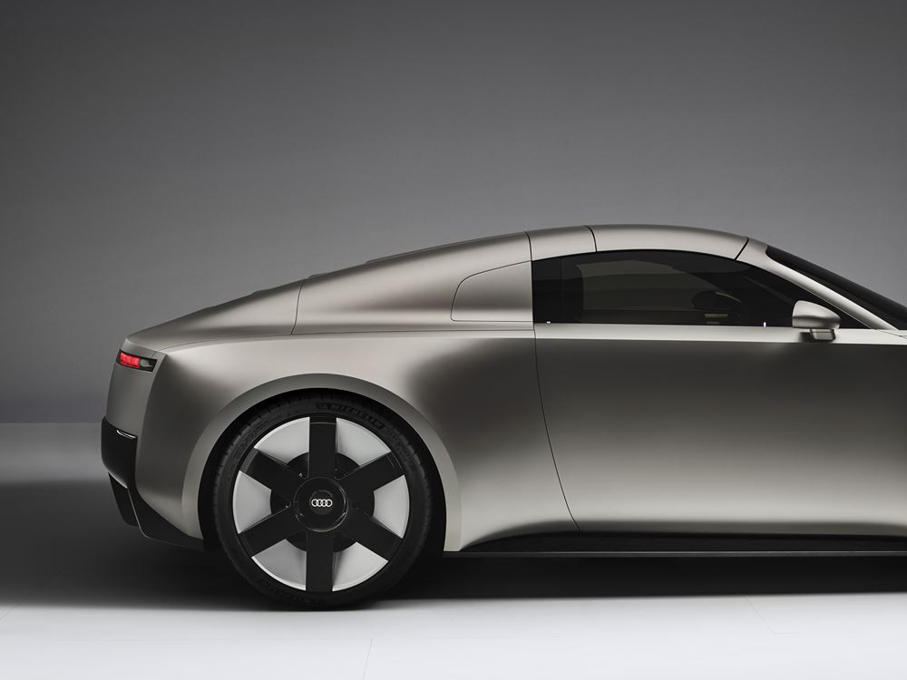 Audi Concept C : un concept de roadster biplace électrique à toit rigide rétractable