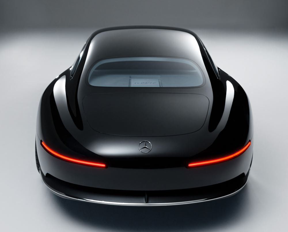 Le showcar Mercedes-Benz Vision Iconic incarne l'essence de Mercedes-Benz pour une nouvelle ère