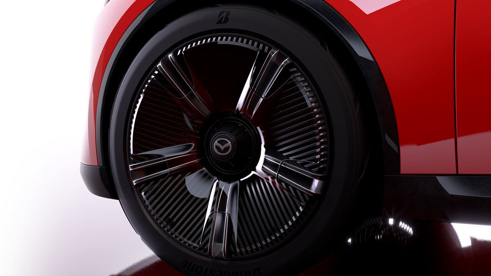 Le concept Mazda Vision X-Compact renforce le lien entre les personnes et les voitures