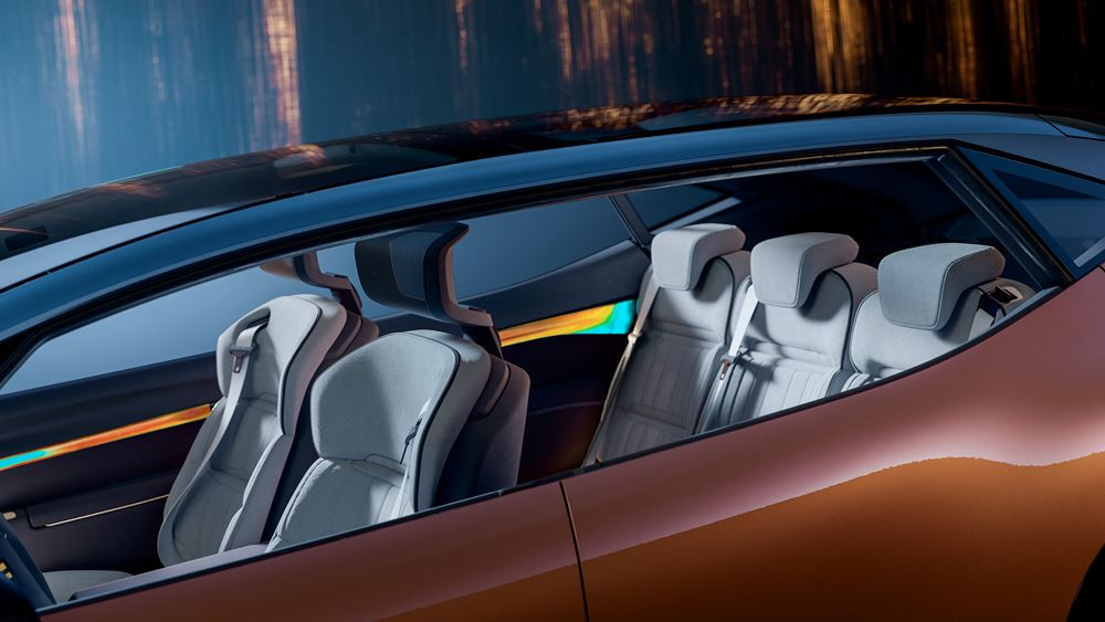 Le démonstrateur Renault R-Space Lab redéfinit les « voitures à vivre » de nouvelle génération