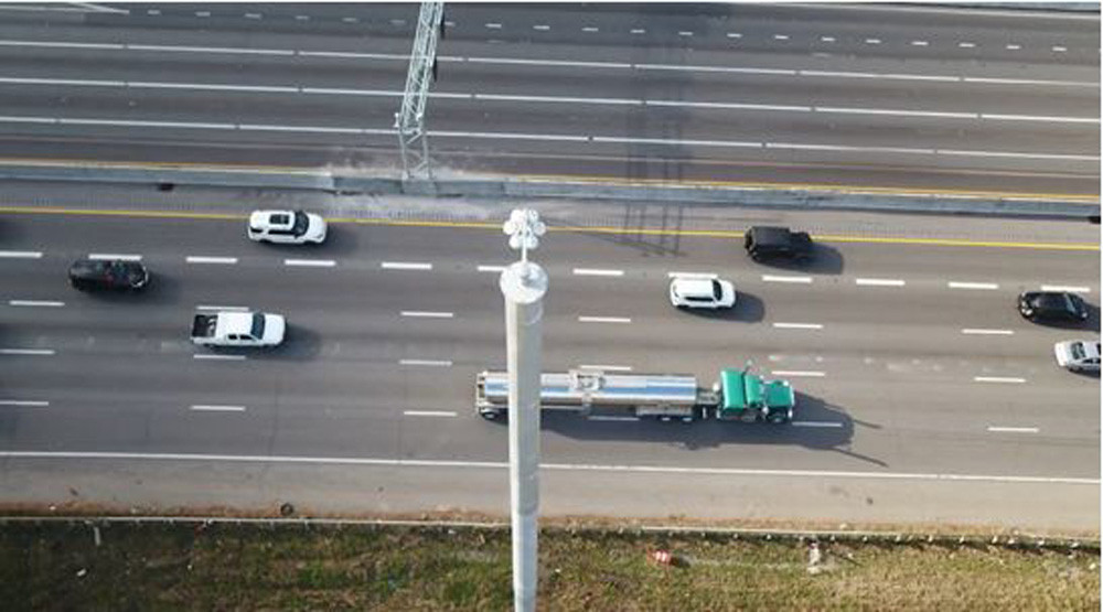 Une expérience de véhicules autonomes sur autoroute en trafic dense aux Etats-Unis