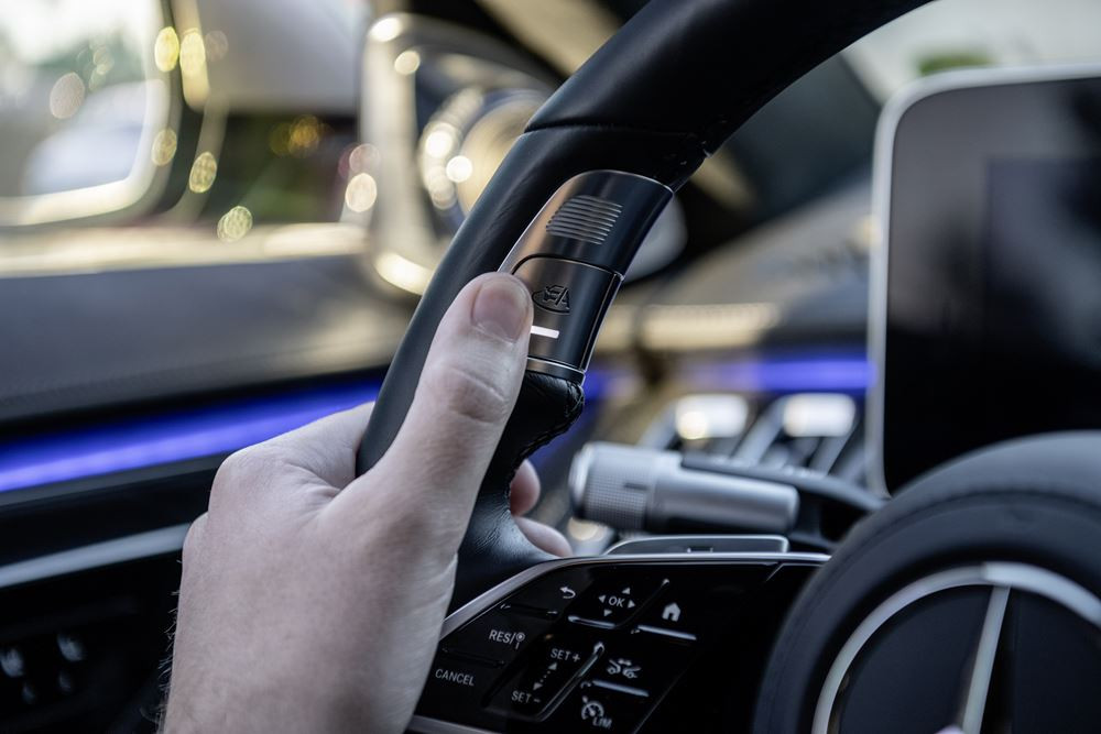 La conduite automatisée conditionnelle SAE Niveau 3 de Mercedes certifiée aux États-Unis