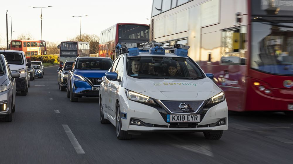 Une Nissan Leaf connectée et autonome parcourt plus de 1 600 kilomètres en mode autonome en environnement urbain