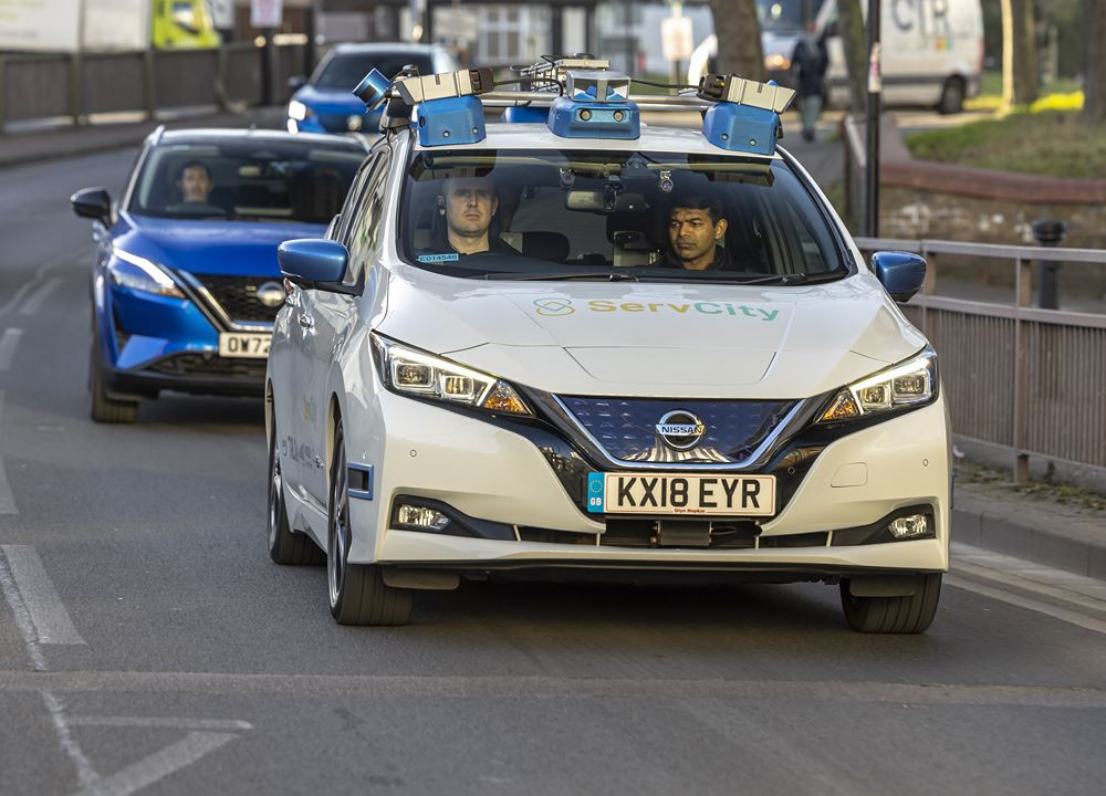 Une Nissan Leaf connectée et autonome parcourt plus de 1 600 kilomètres en mode autonome en environnement urbain