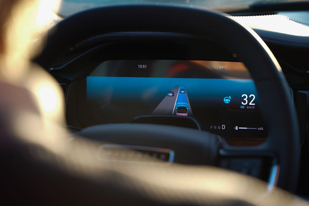 La technologie de conduite automatisée STLA AutoDrive de Stellantis permet une conduite autonome jusqu'à 60 km/h