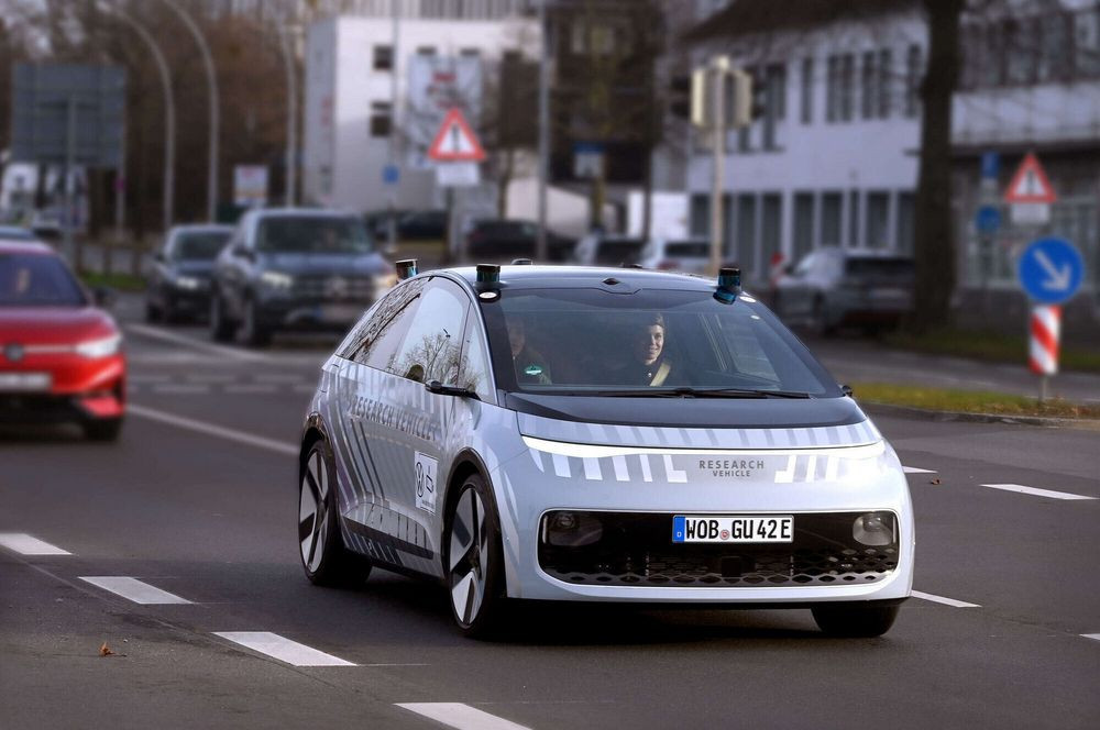 Le véhicule expérimental Volkswagen Gen.Urban doté de fonctions de conduite autonome en phase d’essais supervisés
