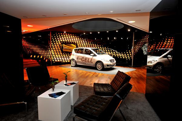 Mercedes s'offre une nouvelle vitrine sur les Champs Elysées