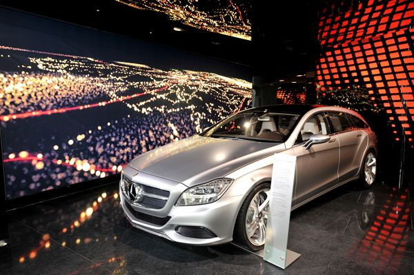 Mercedes s'offre une nouvelle vitrine sur les Champs Elysées