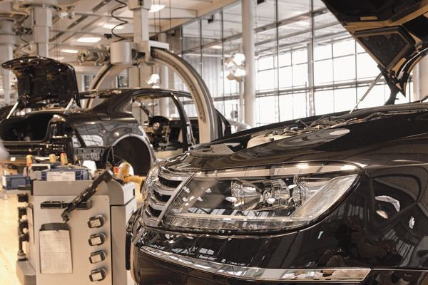 Dans les coulisses de la manufacture transparente Volkswagen de Dresde