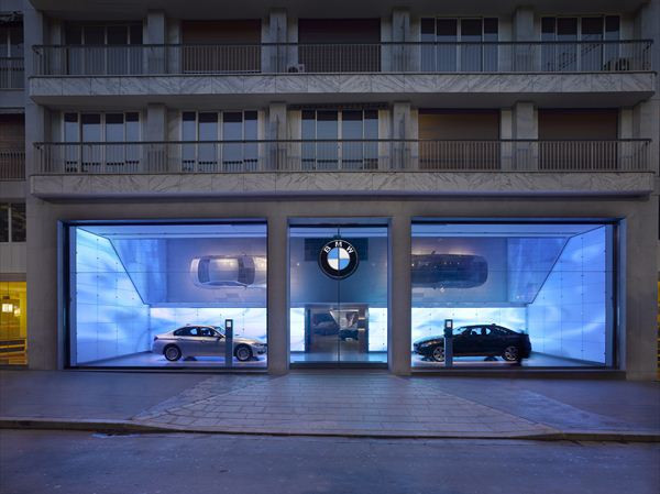BMW ouvre son premier Concept Store à Paris