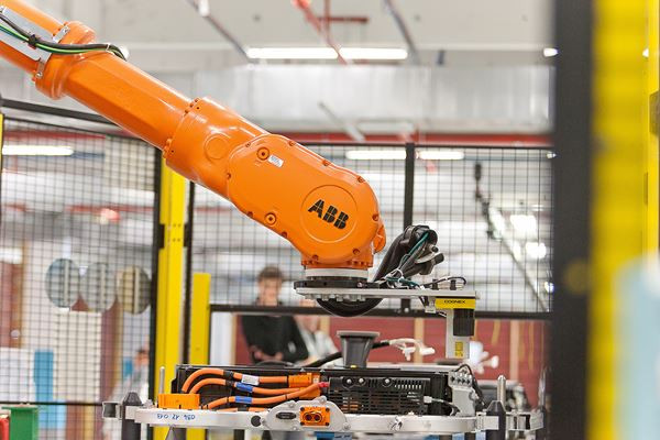 L'usine Renault de Douai monte en gamme pour fabriquer l'Espace