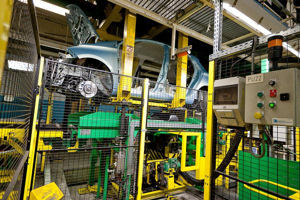 L'usine Renault de Douai monte en gamme pour fabriquer l'Espace