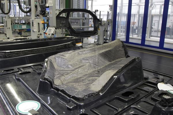 Dans les coulisses de la production de la nouvelle BMW i3 électrique