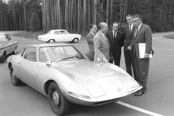 Retour sur 50 ans de design automobile Opel