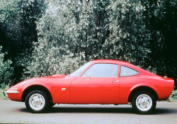 Retour sur 50 ans de design automobile Opel