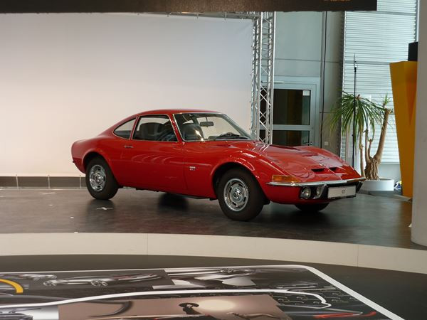 Retour sur 50 ans de design automobile Opel