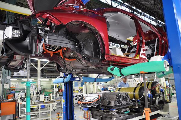 Dans les coulisses de la production de la Toyota Mirai à pile à combustible à hydrogène