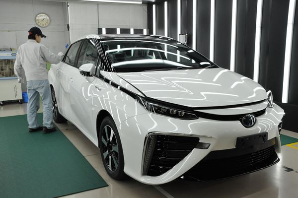 Dans les coulisses de la production de la Toyota Mirai à pile à combustible à hydrogène