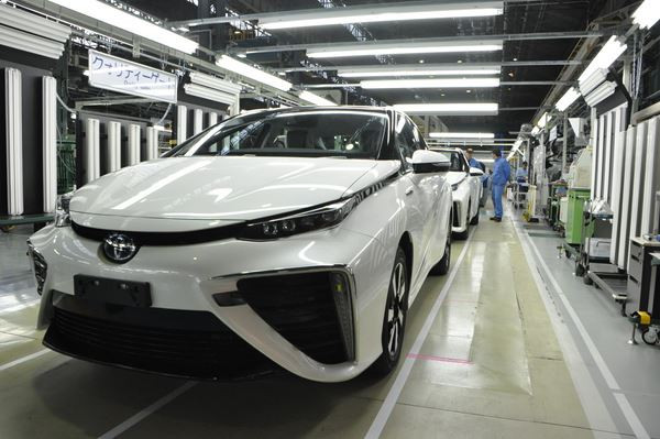 Dans les coulisses de la production de la Toyota Mirai à pile à combustible à hydrogène