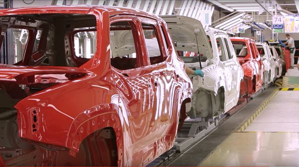 Découvrez en images l’usine de montage Fiat Chrysler de Melfi en Italie
