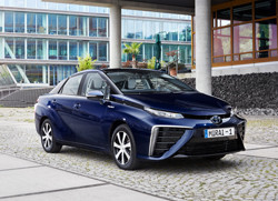 Toyota, BMW et Mercedes-Benz: les marques automobiles les plus puissantes en 2016