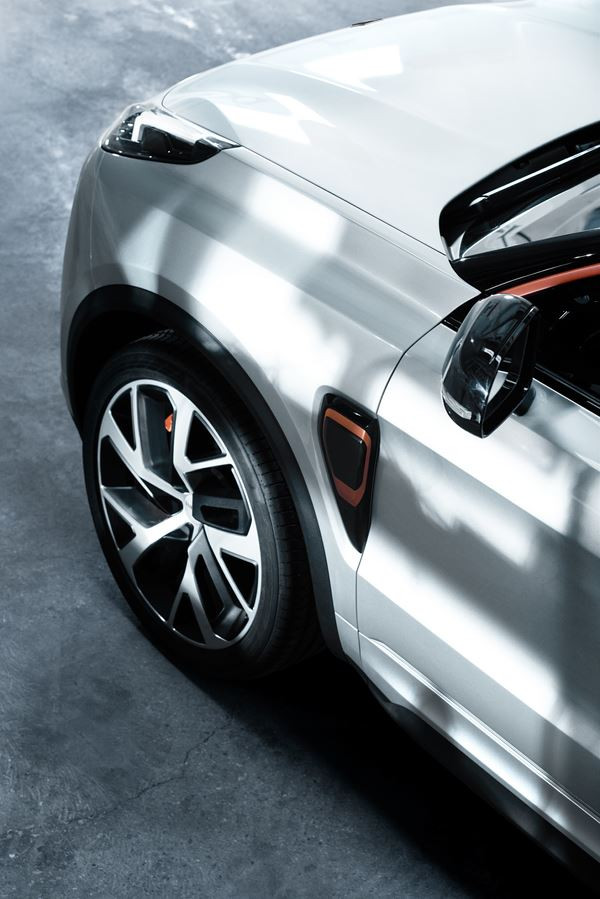La nouvelle marque automobile LYNK & CO réinvente l'achat automobile