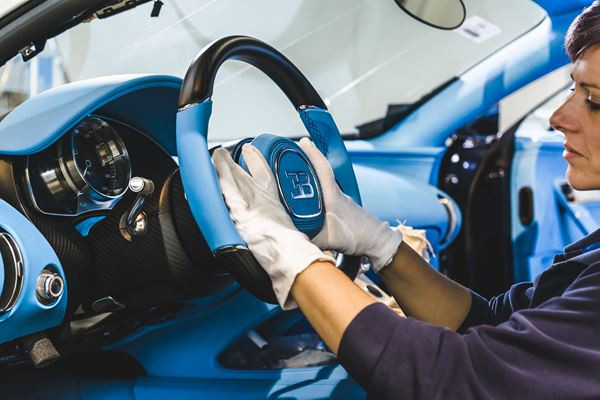 Visite au sein de l’atelier de production de la Bugatti Chiron