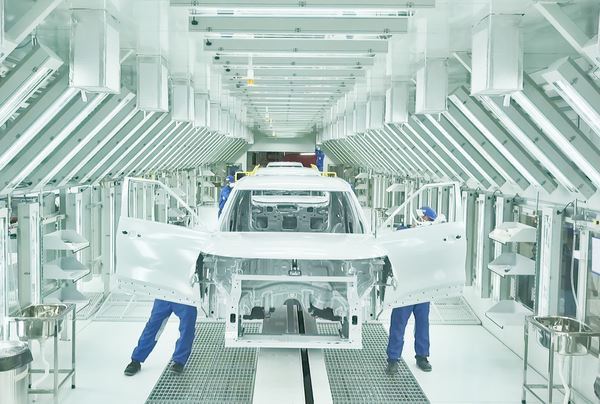 L'usine de production Kia en Inde peut produire jusqu'à 300 000 voitures par an