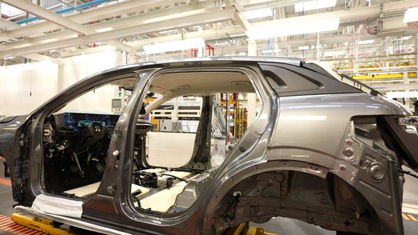 L’usine Renault de Douai fait sa métamorphose électrique