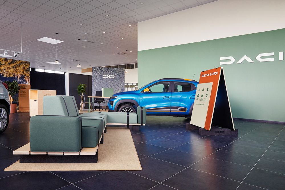 Le réseau Dacia adopte une nouvelle identité visuelle extérieure typée outdoor