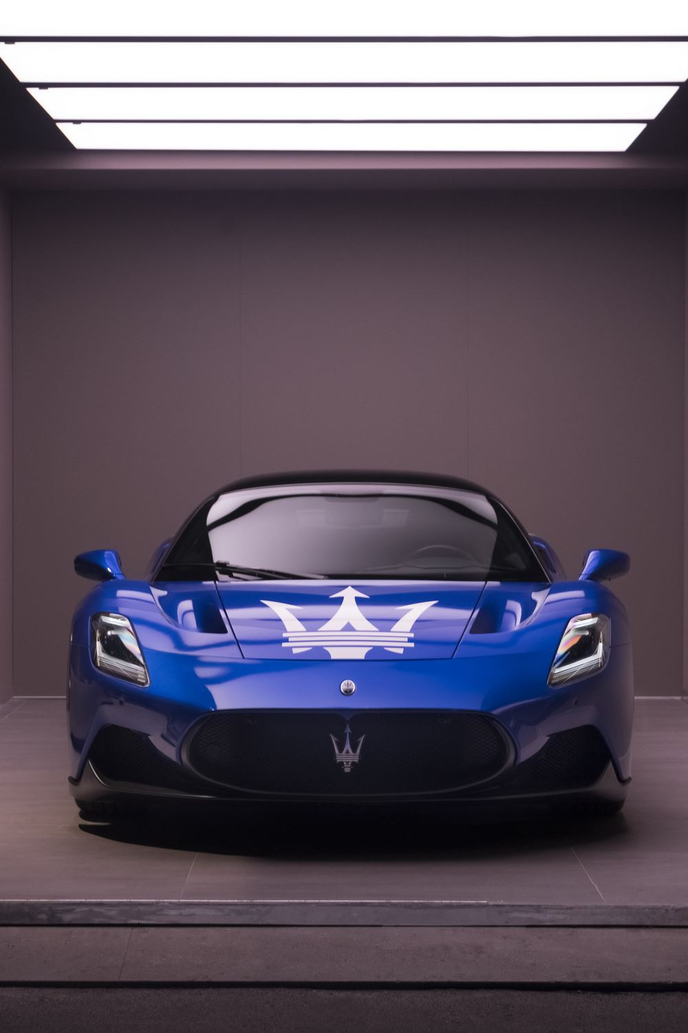 Le concept de magasin Maserati exprime l'artisanat de luxe italien