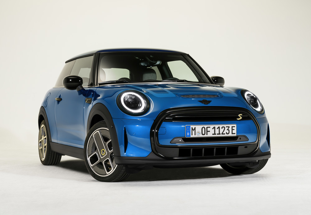 La marque MINI enregistre 292 923 ventes dans le monde en 2022