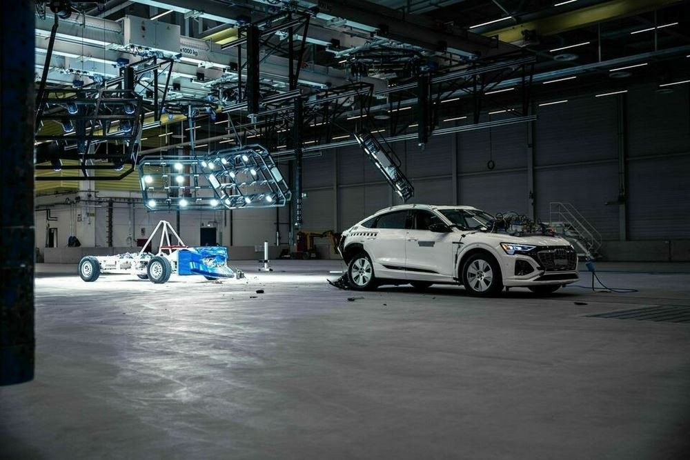 Le centre de sécurité automobile Audi permet des tests de collision à la pointe de la technologie
