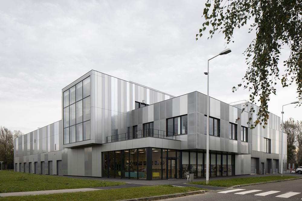 Un centre entièrement dédié à la simulation de conduite et à la simulation immersive