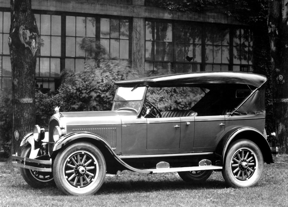 La marque Chrysler célèbre ses 100 ans