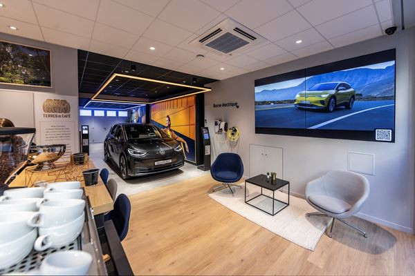 Des City Store en centre-ville en complément des concessions automobiles