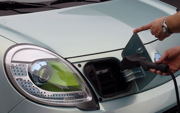 Renault présente un prototype de véhicule électrique