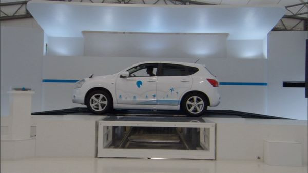Better Place dévoile sa technologie d’échange de batteries pour véhicules électriques